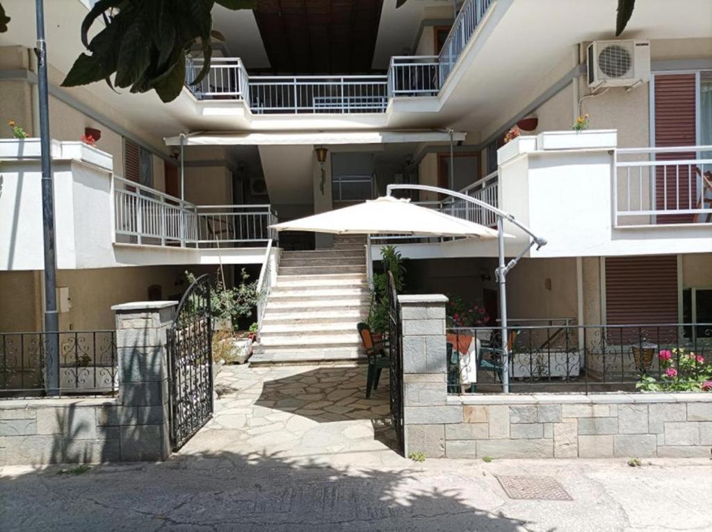 Vanta Hotel Limenas  Exterior photo
